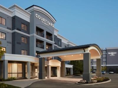 Courtyard By Marriott Mississauga-airport Corporate Centre West Hotel
